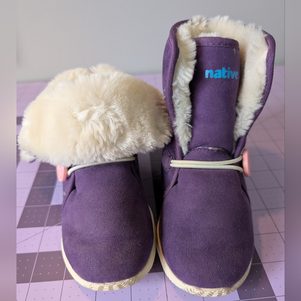 Native AP Luna winter fold over Boots Kids toddler Size 11 Purple faux fur